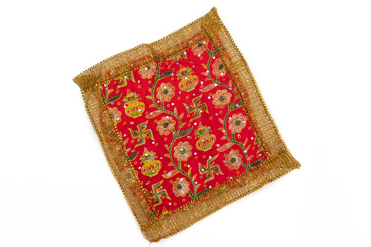 Puja Chunni