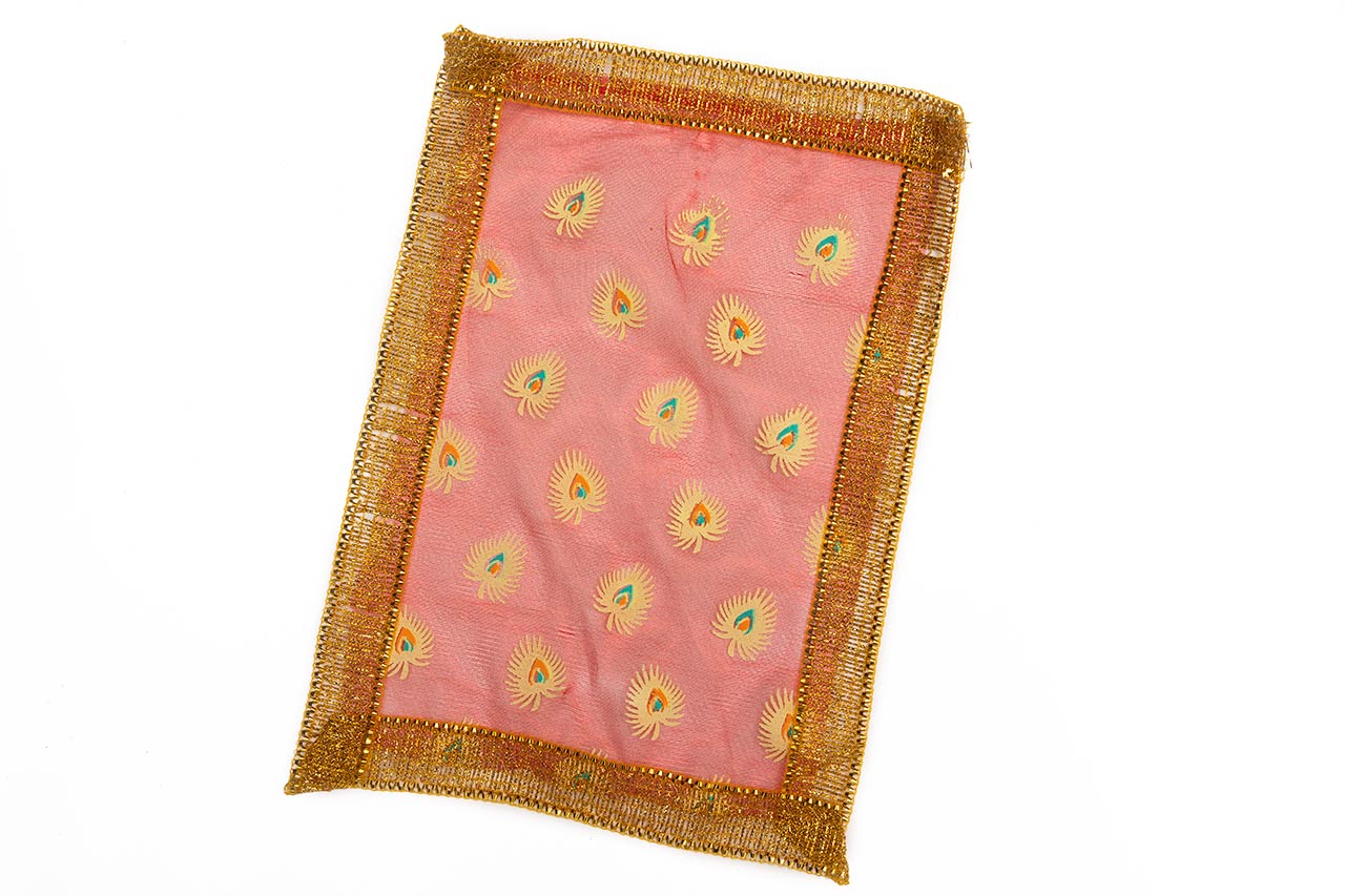 Pankh Pooja chunri