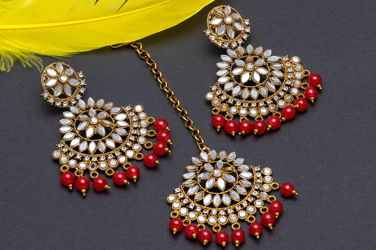 Mirror Finish tikka earring set