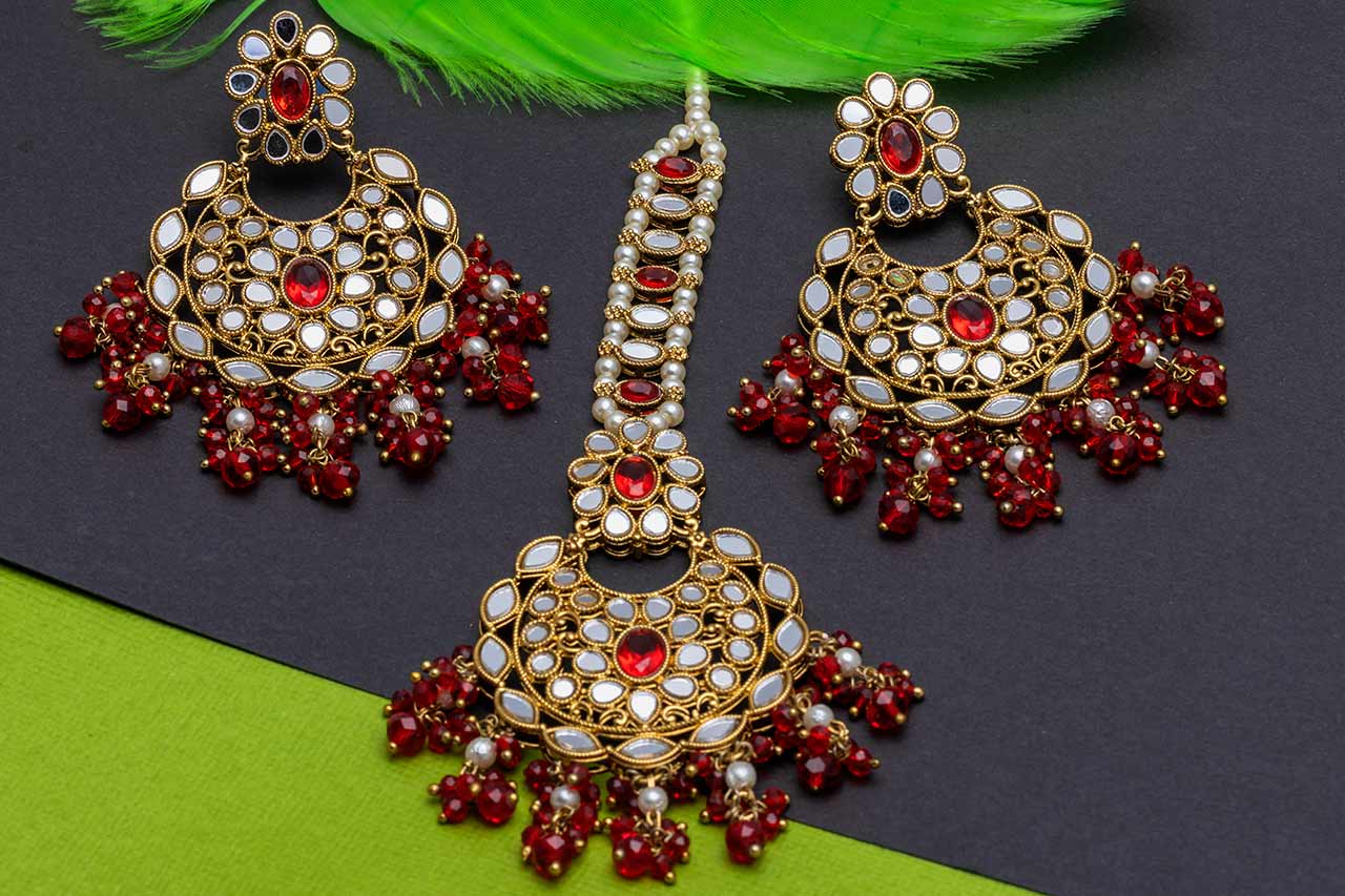 Maroon shade tikka earring set