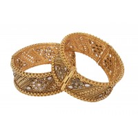 Bangles with Kundan pattern 