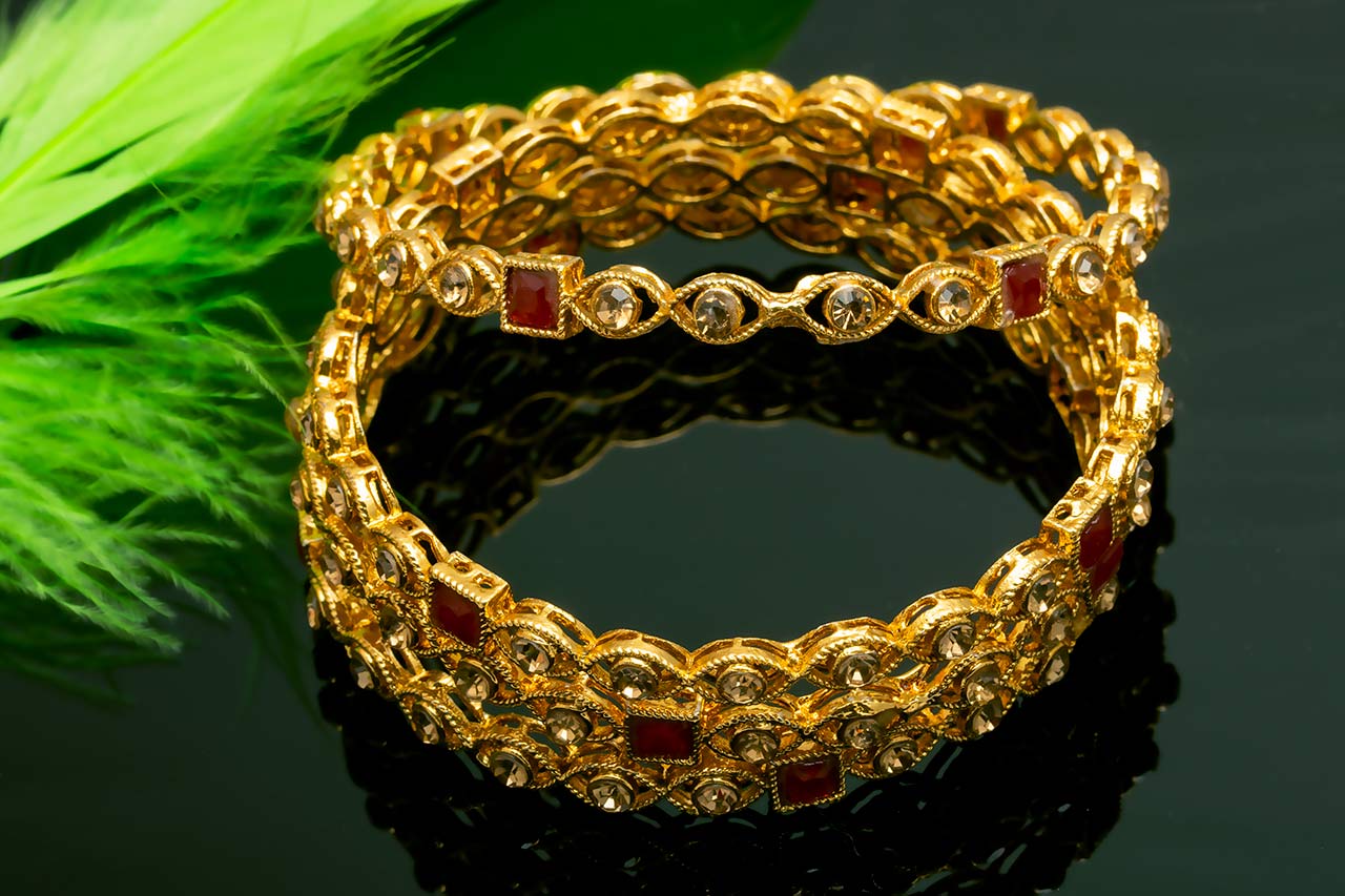 Golden base Kundan Bangles 