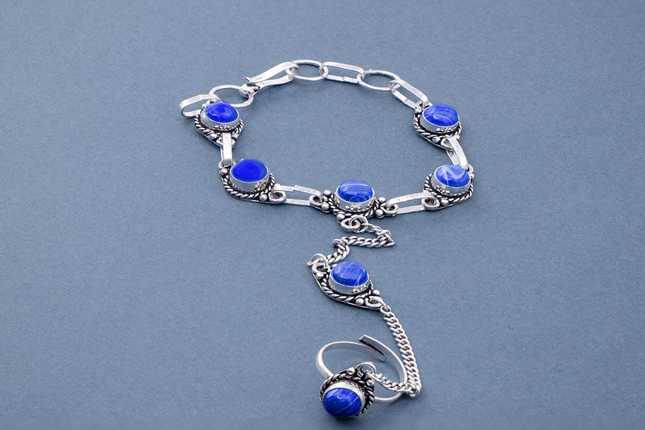 Glass Stone Embellished Ring Bracelet 