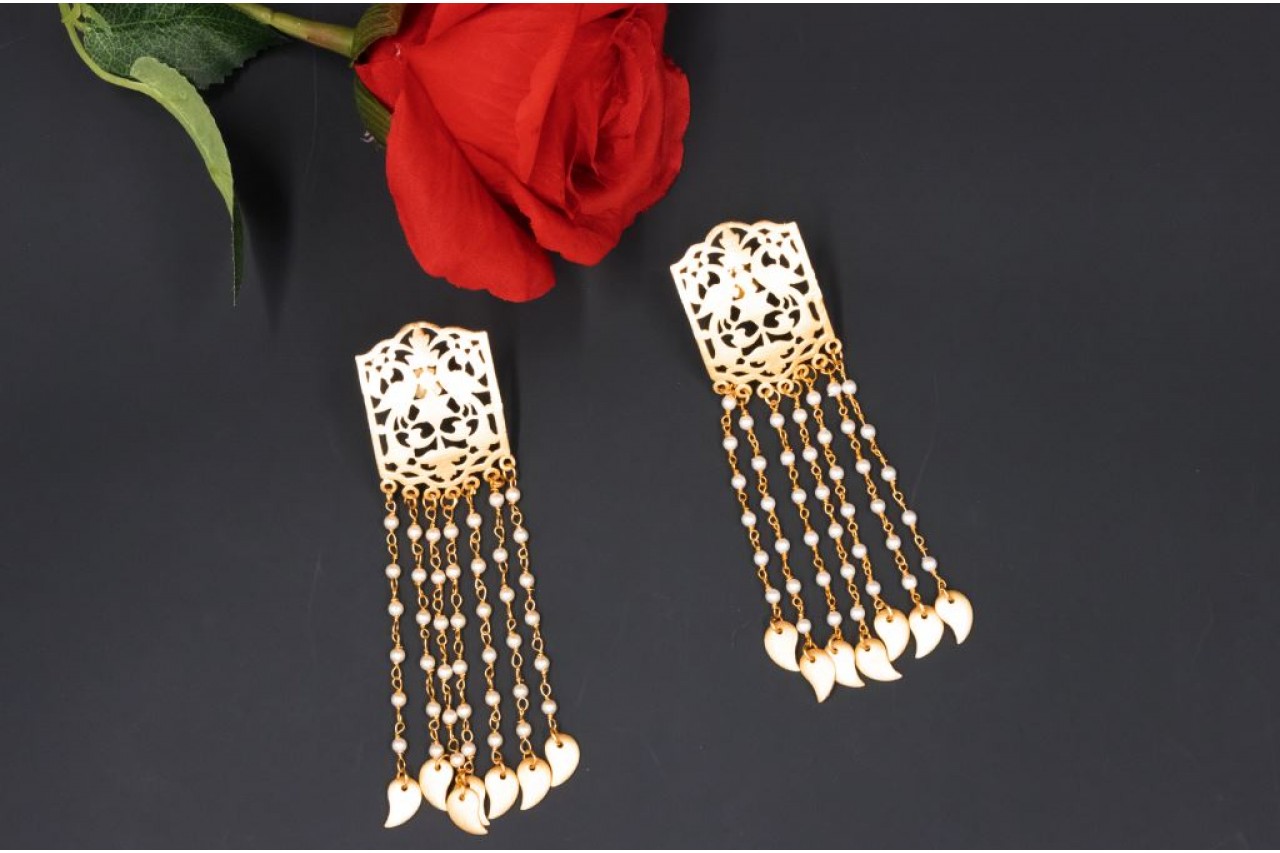 Pretty beaded tassel drop earring