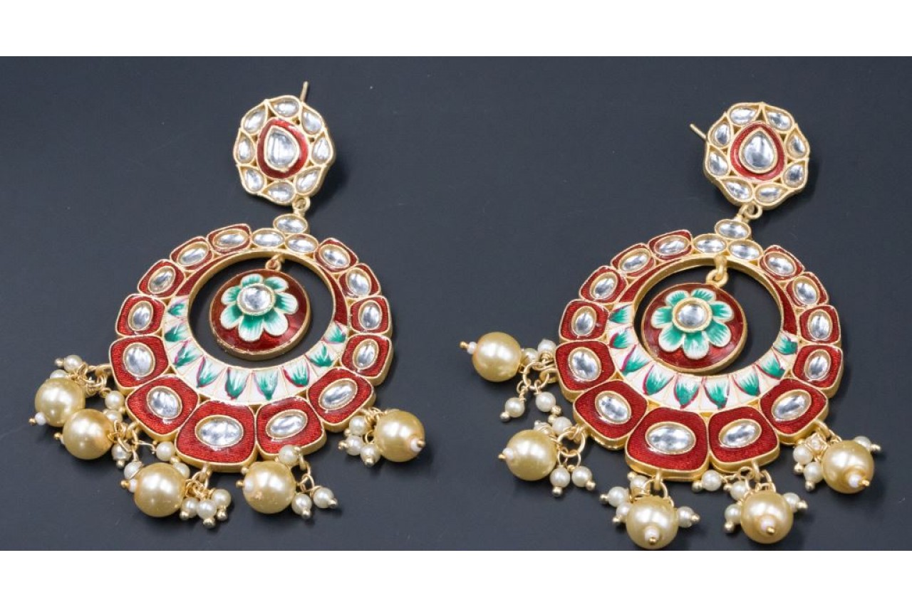oval shape kundan earring