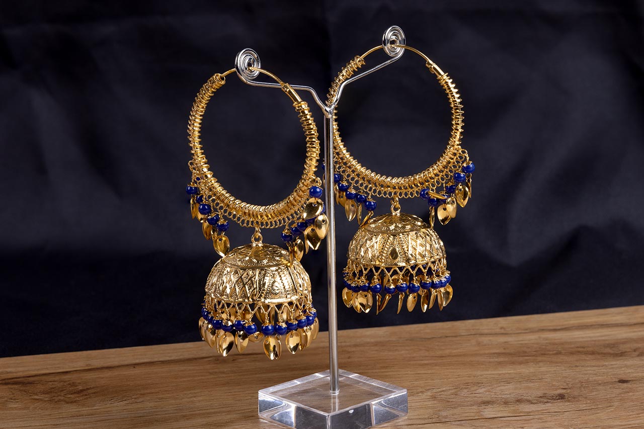 Astonishing Punjabi jhumki with tikka