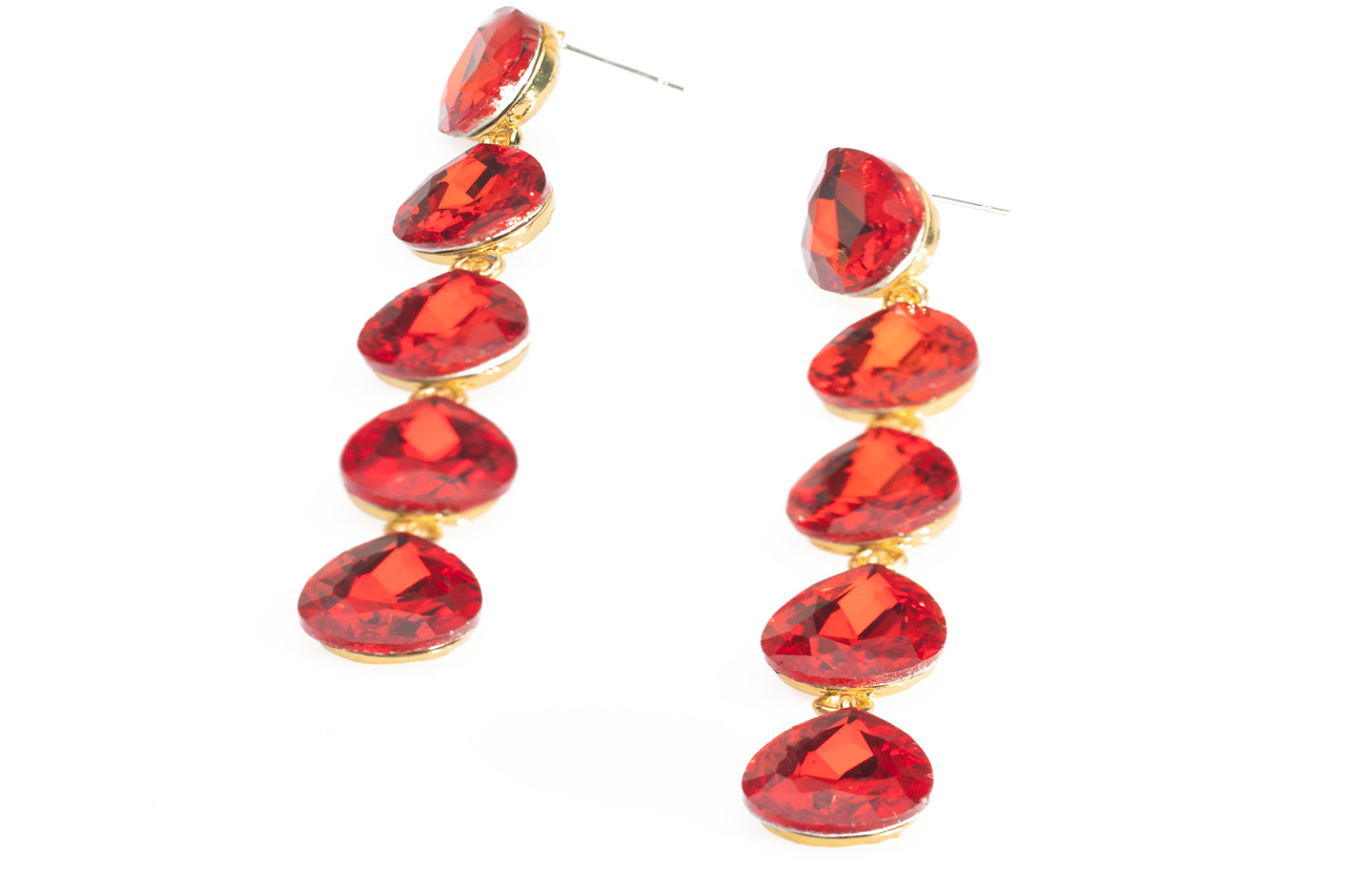 Stunning drop earring
