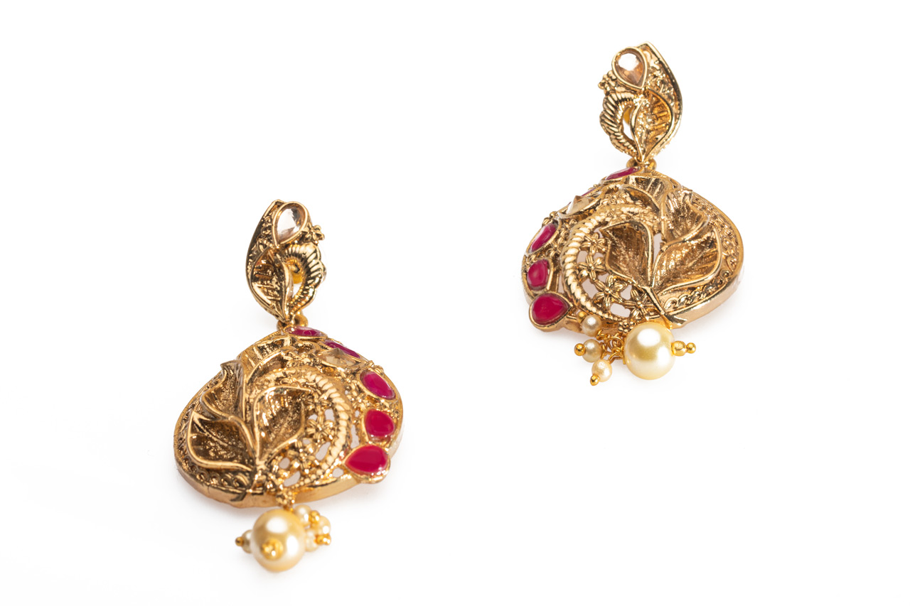 Tear drop earring