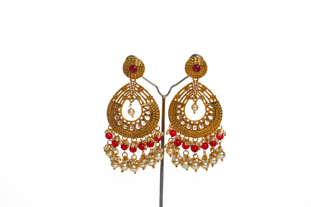 Tear drop kundan earring