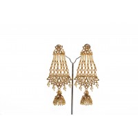 Kundan earring with bead drop