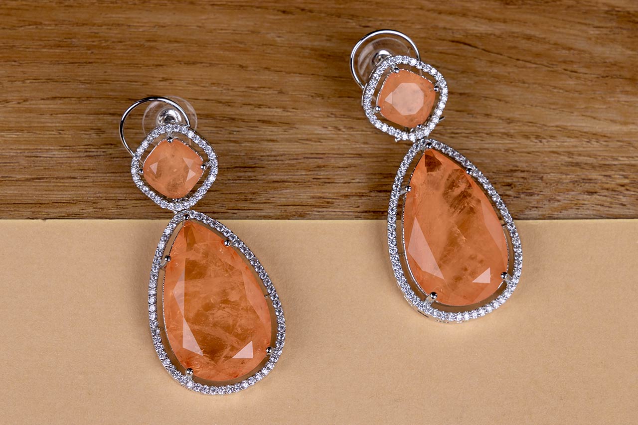 Alluring orange AD earrings