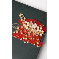 Attractive Pearl hair drape