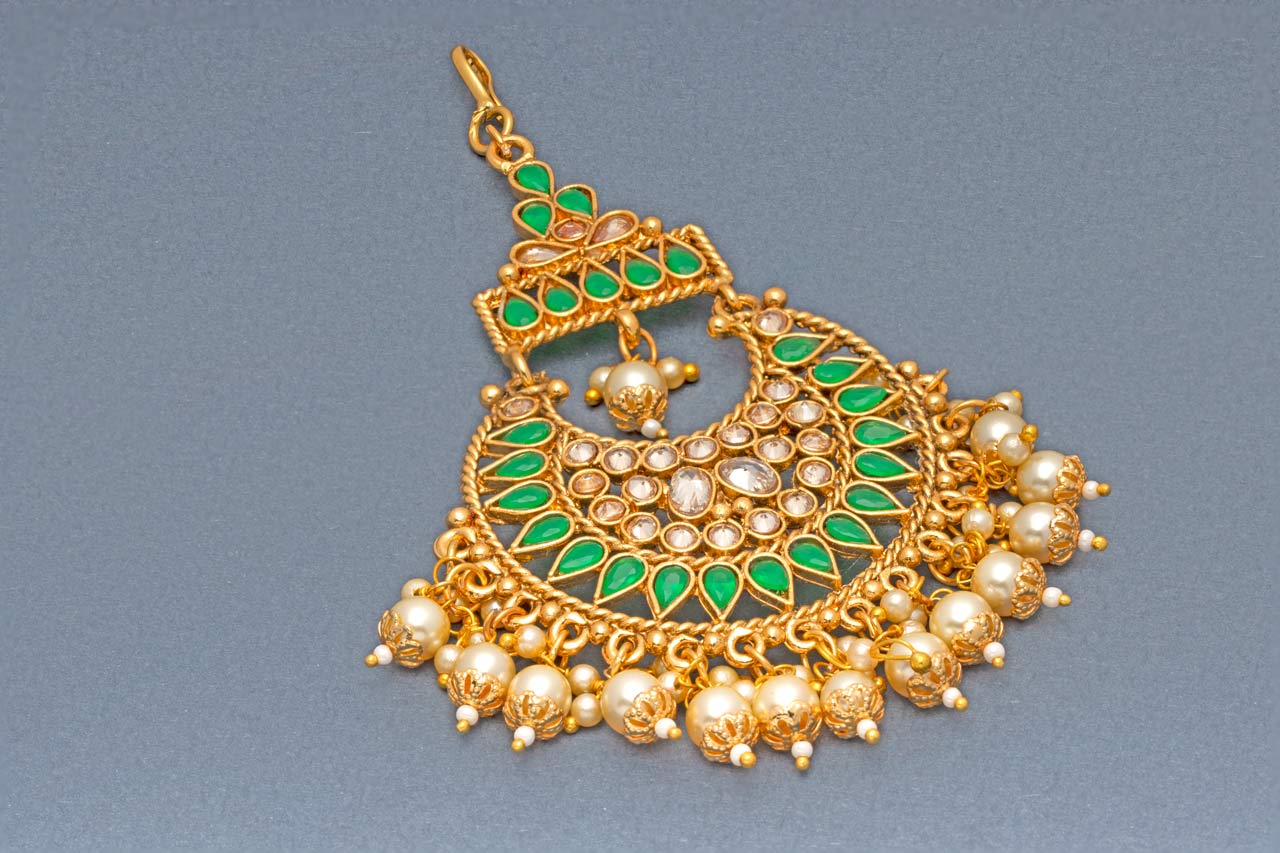 Kundan Pasa with Green Pattern