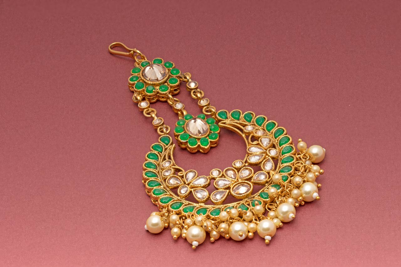 Kundan Passa With Pearl Drop