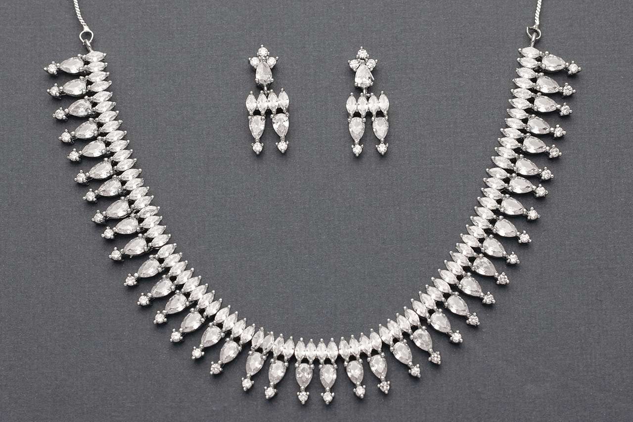 Charming Silver Plated AD necklace 