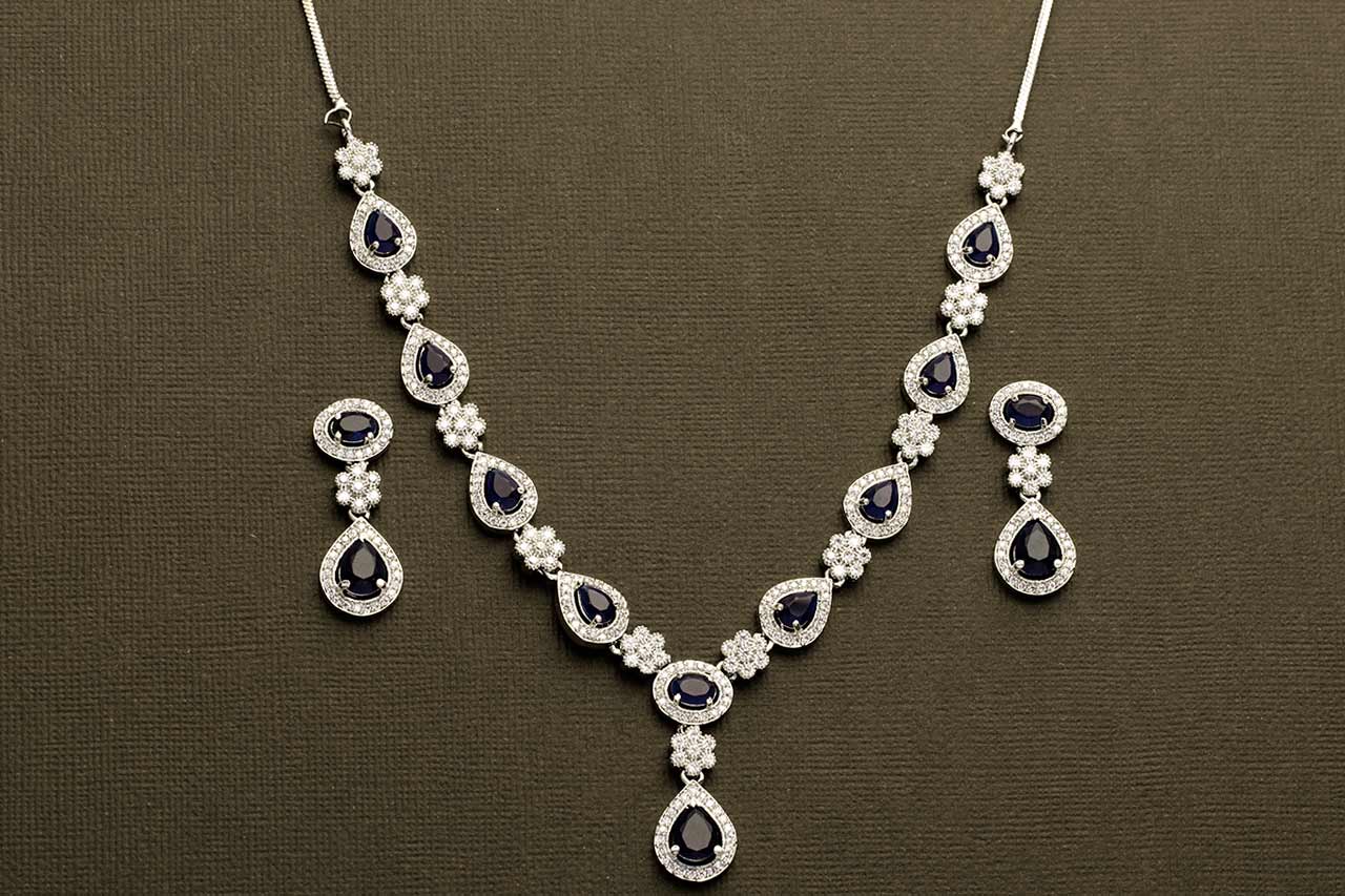 beautiful AD necklace