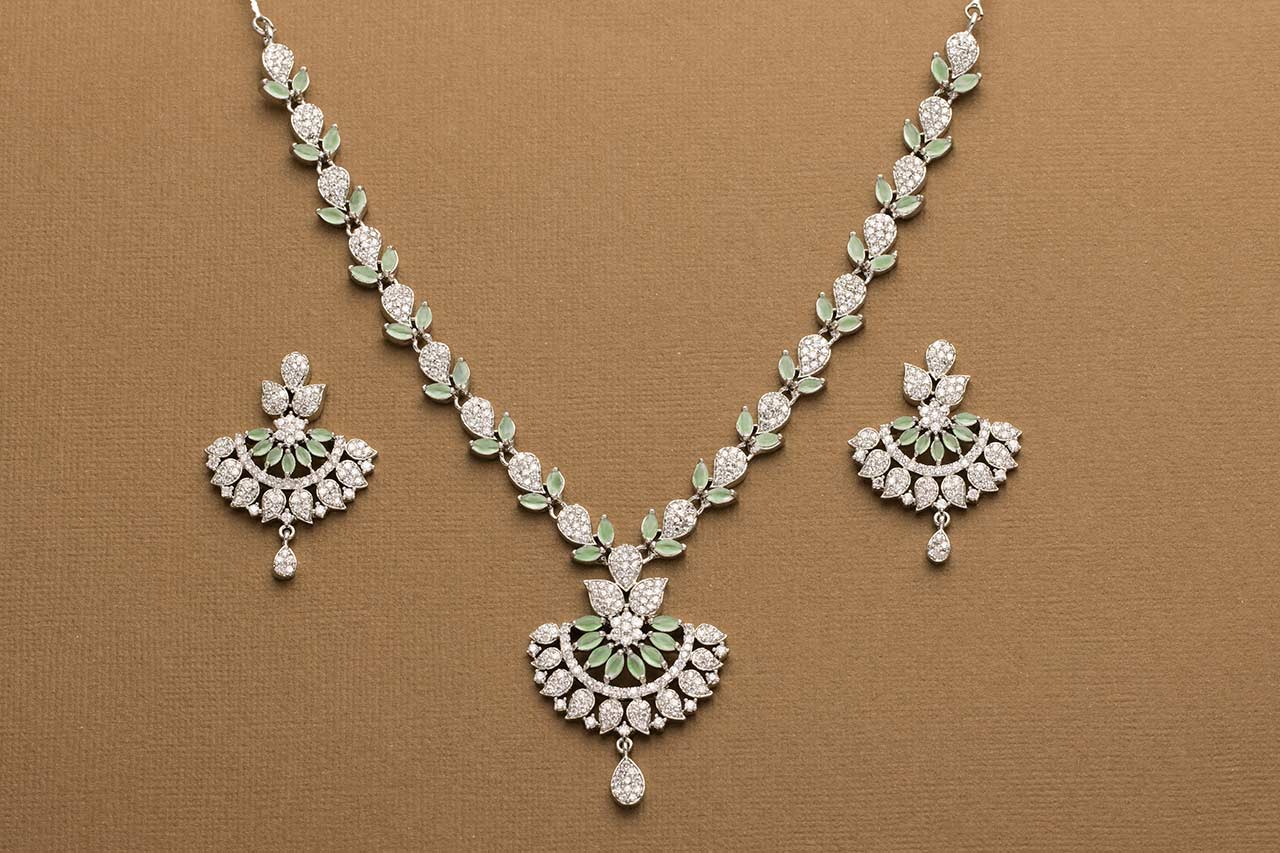 Dazzling American Diamond necklace 