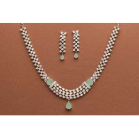 Classic American diamond necklace  