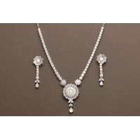 Dazzling Silver AD necklace