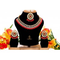 Stunning mirror finish necklace 