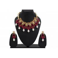 Alluring American Diamond necklace