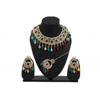 Attractive Multishade Necklace