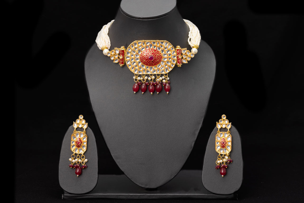 Astonishing Kundan Choker (2 colours)