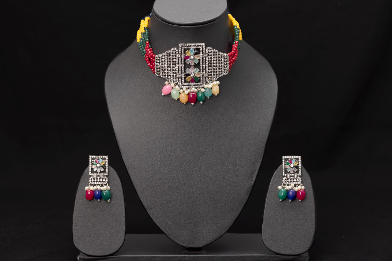 Multicolour AD Choker
