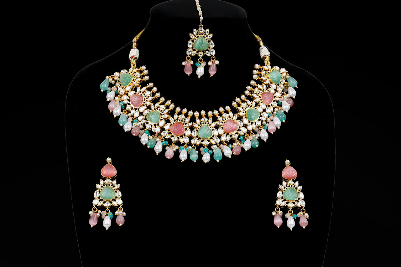 Pink and Mint shade Premium necklace