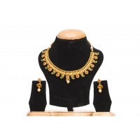 Multicolor studded stone necklace 