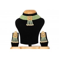 Handcrafted choker necklace 
