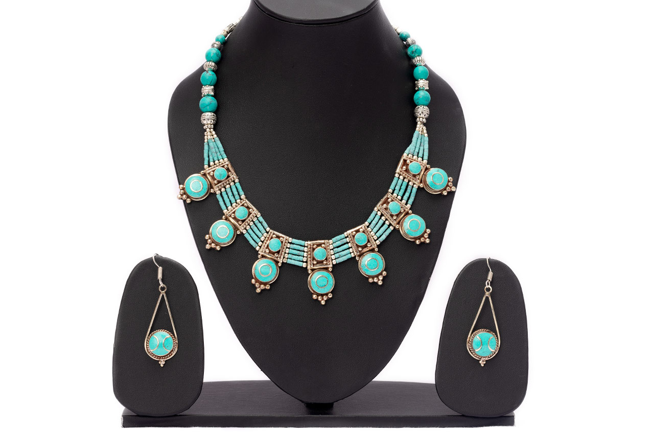 Premium sky shade Necklace