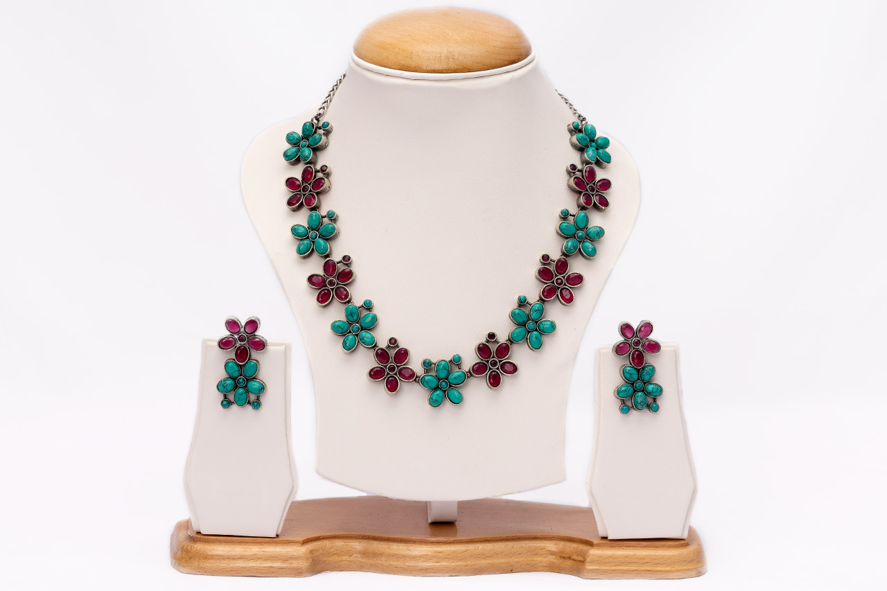 Floral Pattern Oxidised Choker 