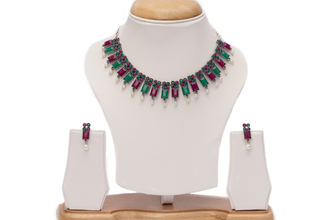 Multi colour silver necklace (3 colours)