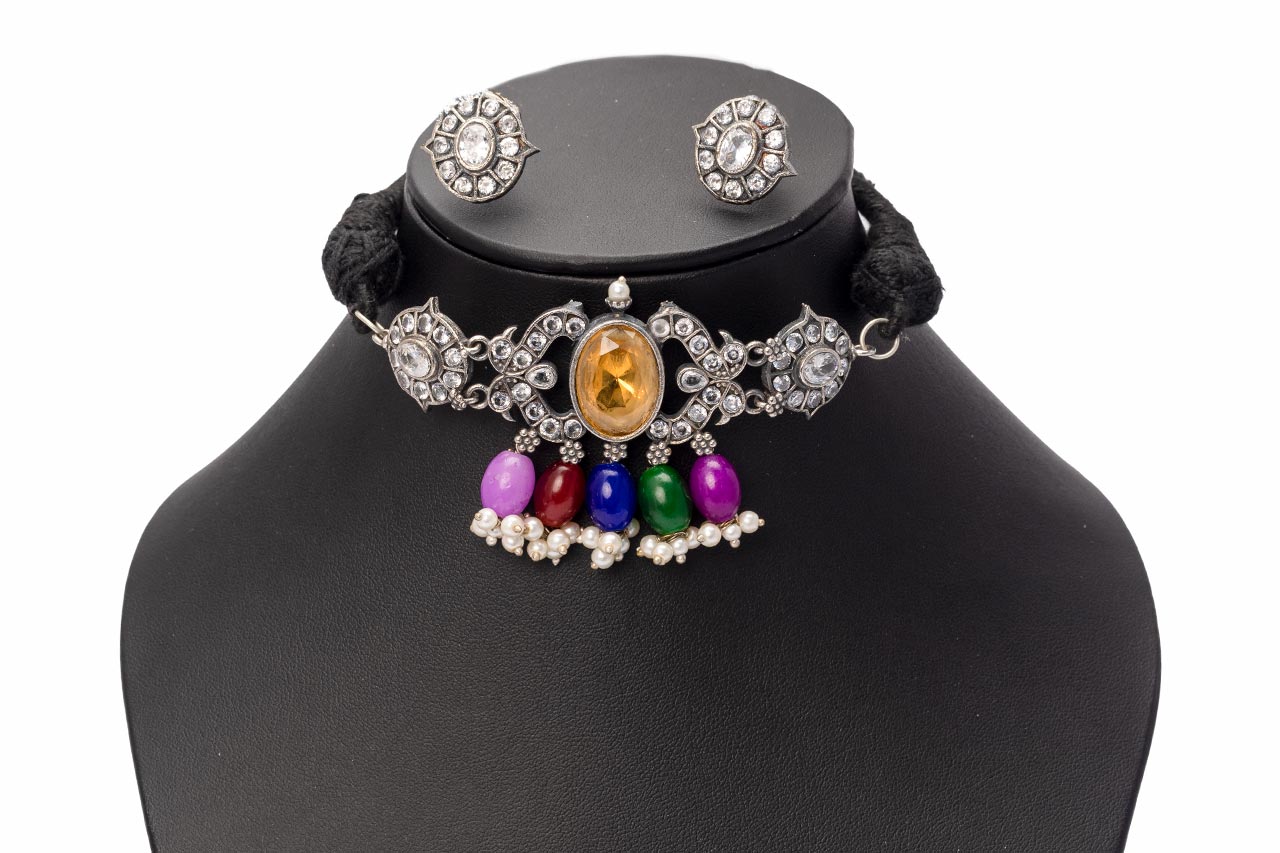 Attractive Premium silver choker