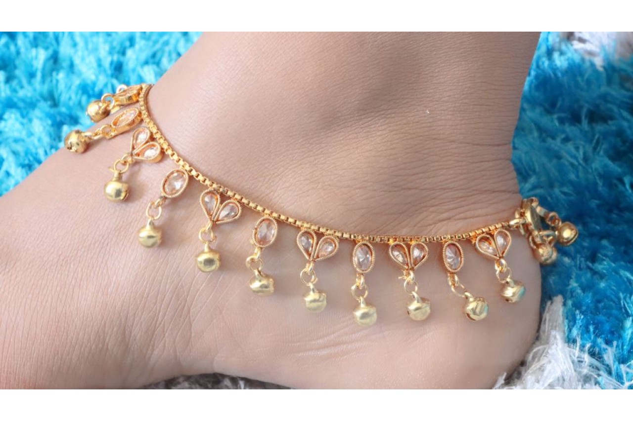 Kundan anklets