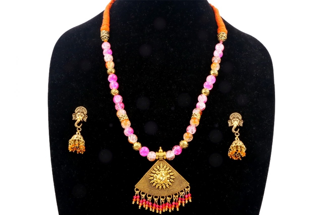 Necklace with Shri Ganesh pendent