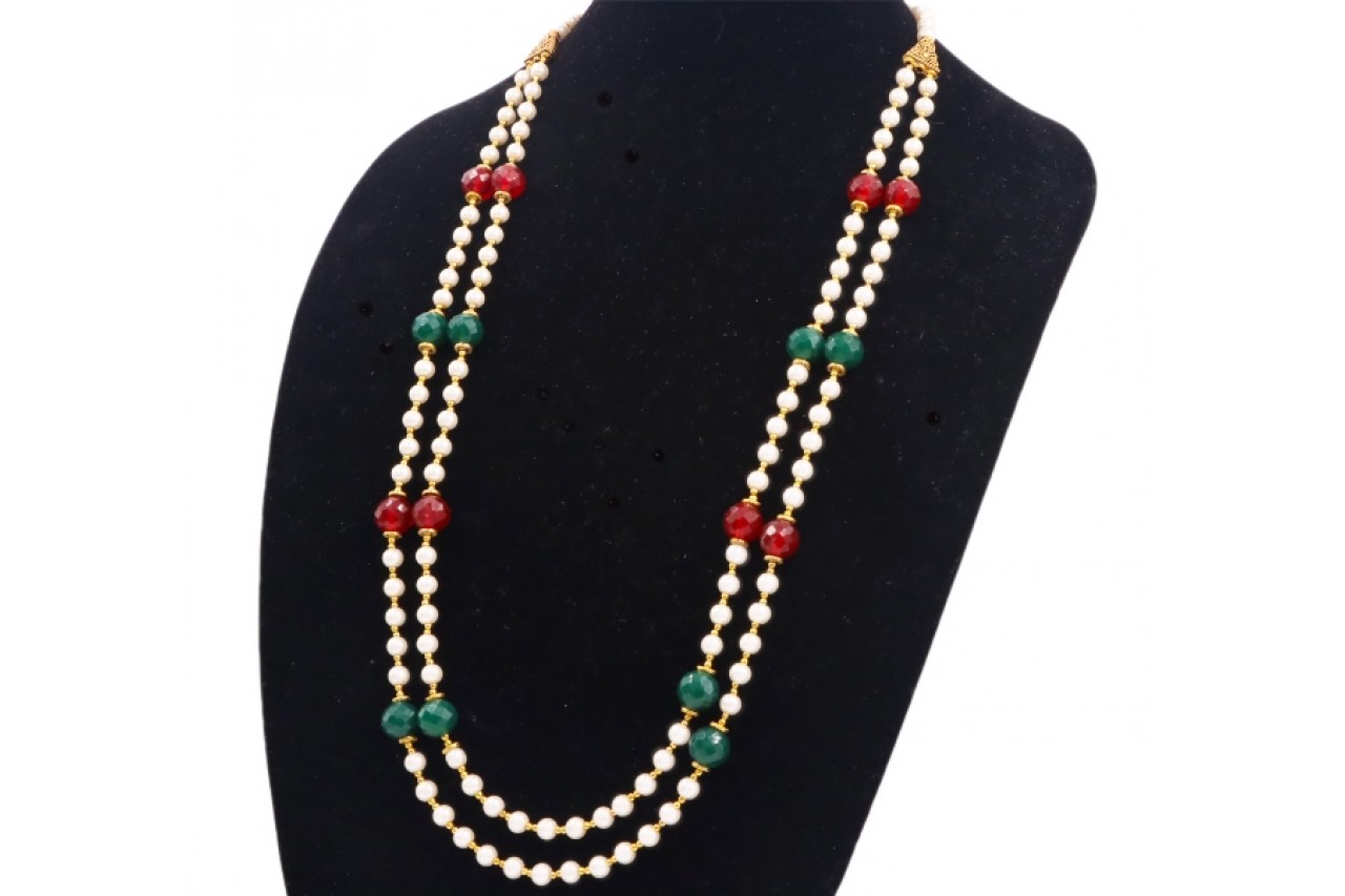 Green and Red Pearl Necklace