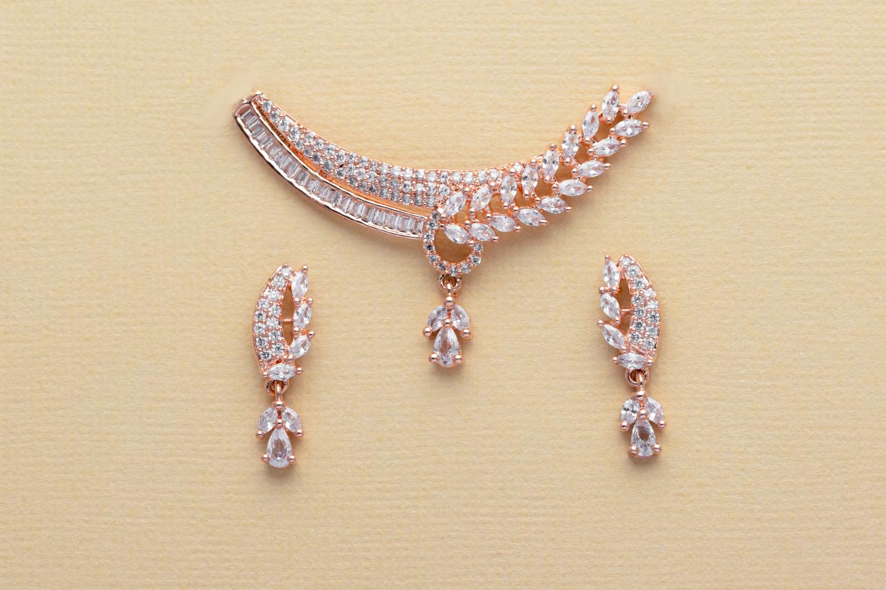Dazzling AD work Mangalsutra