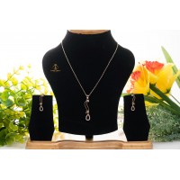Tiny Rose gold pendant set