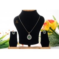 Elegant Pendant with ear studs
