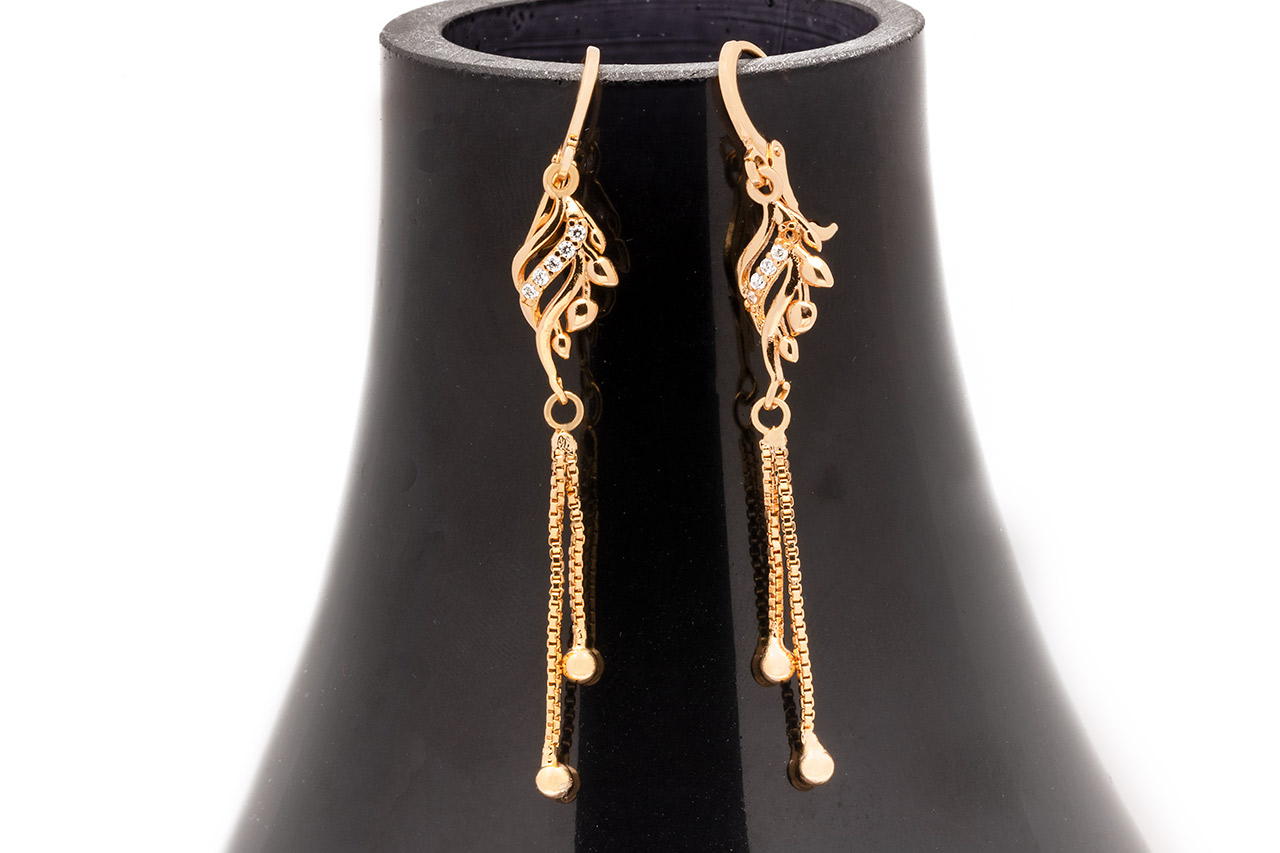 Beautiful Pattern Tassel drop 