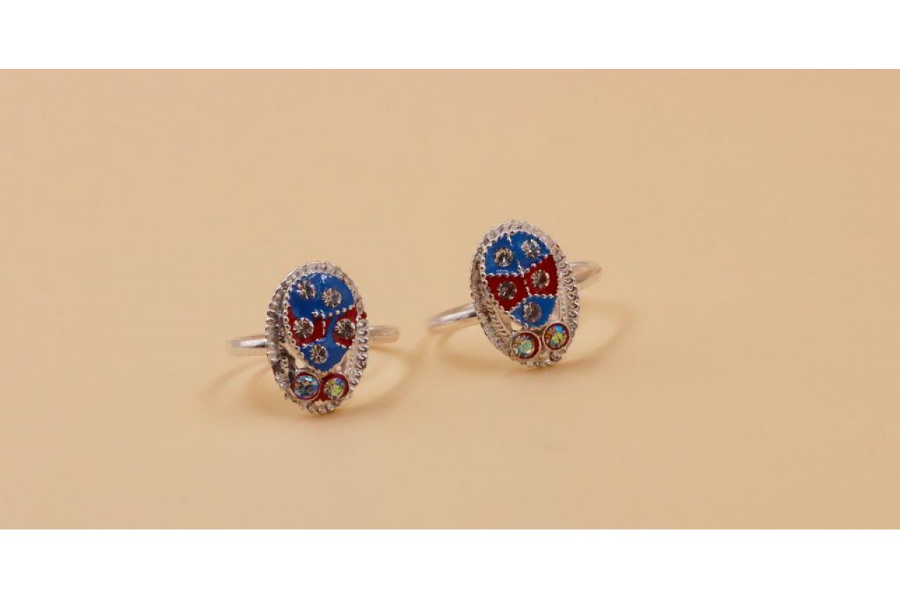Silver tear drop Toe-Rings