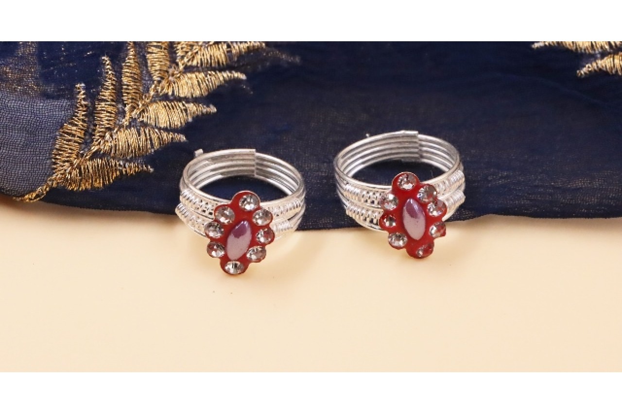 oval shaped Toe Rings 