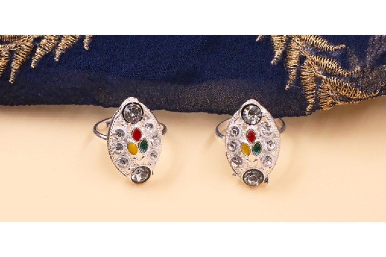 Superior Toe Rings 